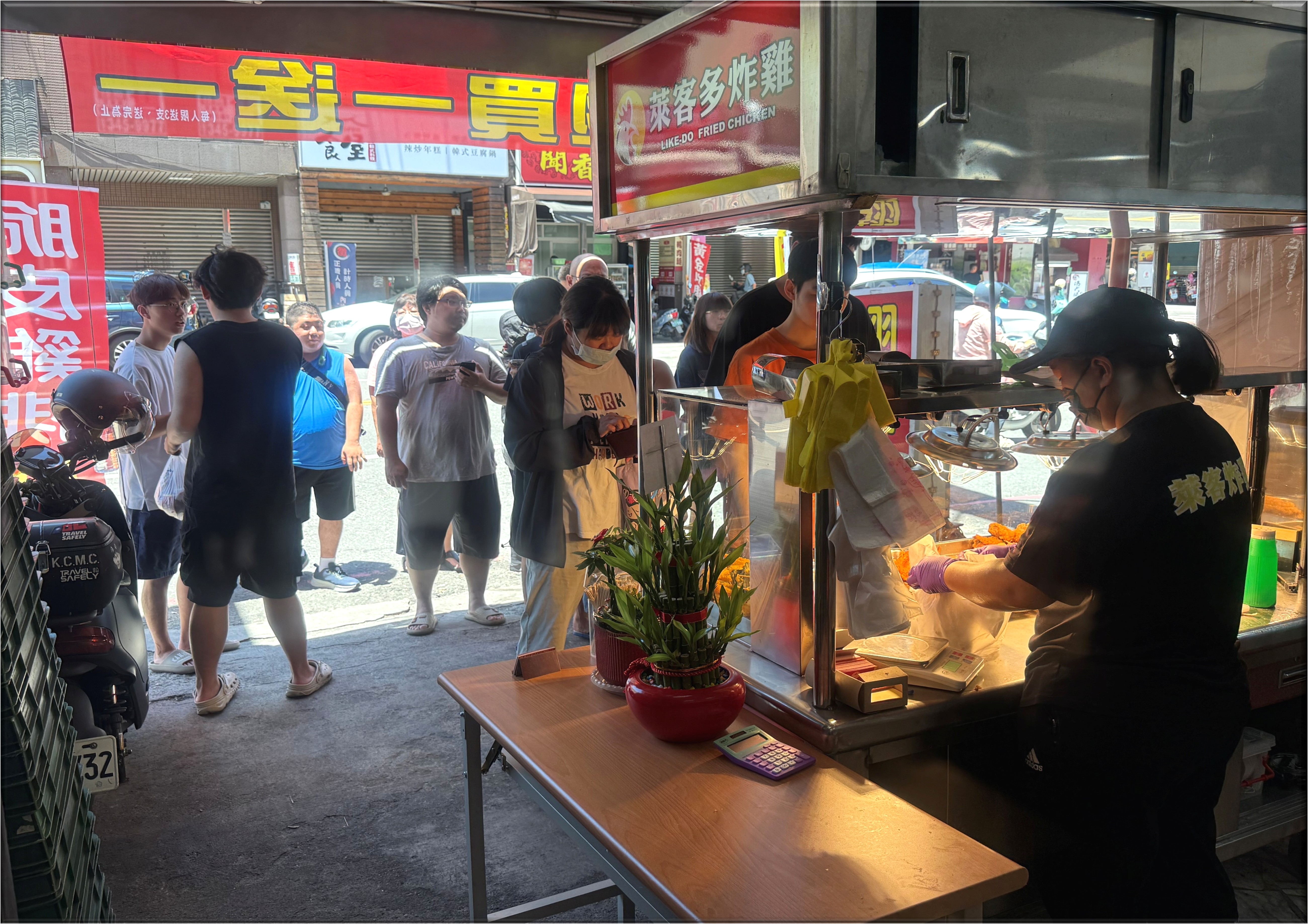 萊吉多門店現場營運